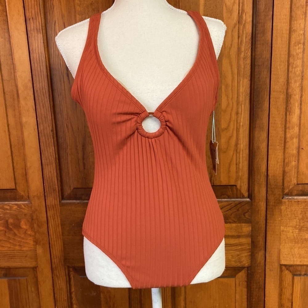 Kona Sol Cinnamon One-Piece Medium Coverage Swimsuit NWT Size M